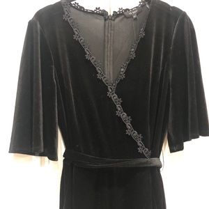 NWT Bloomingdale’s Exclusive Le Gali black velvet jumpsuit